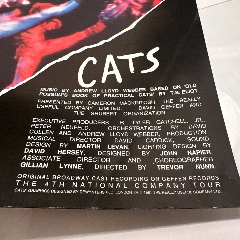 1981 CATS Theater Souvenir Program Andrew Lloyd Webber Plus The Cast Of Cats‎